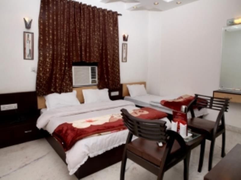 Hotel Pahwa International New Delhi Eksteriør billede